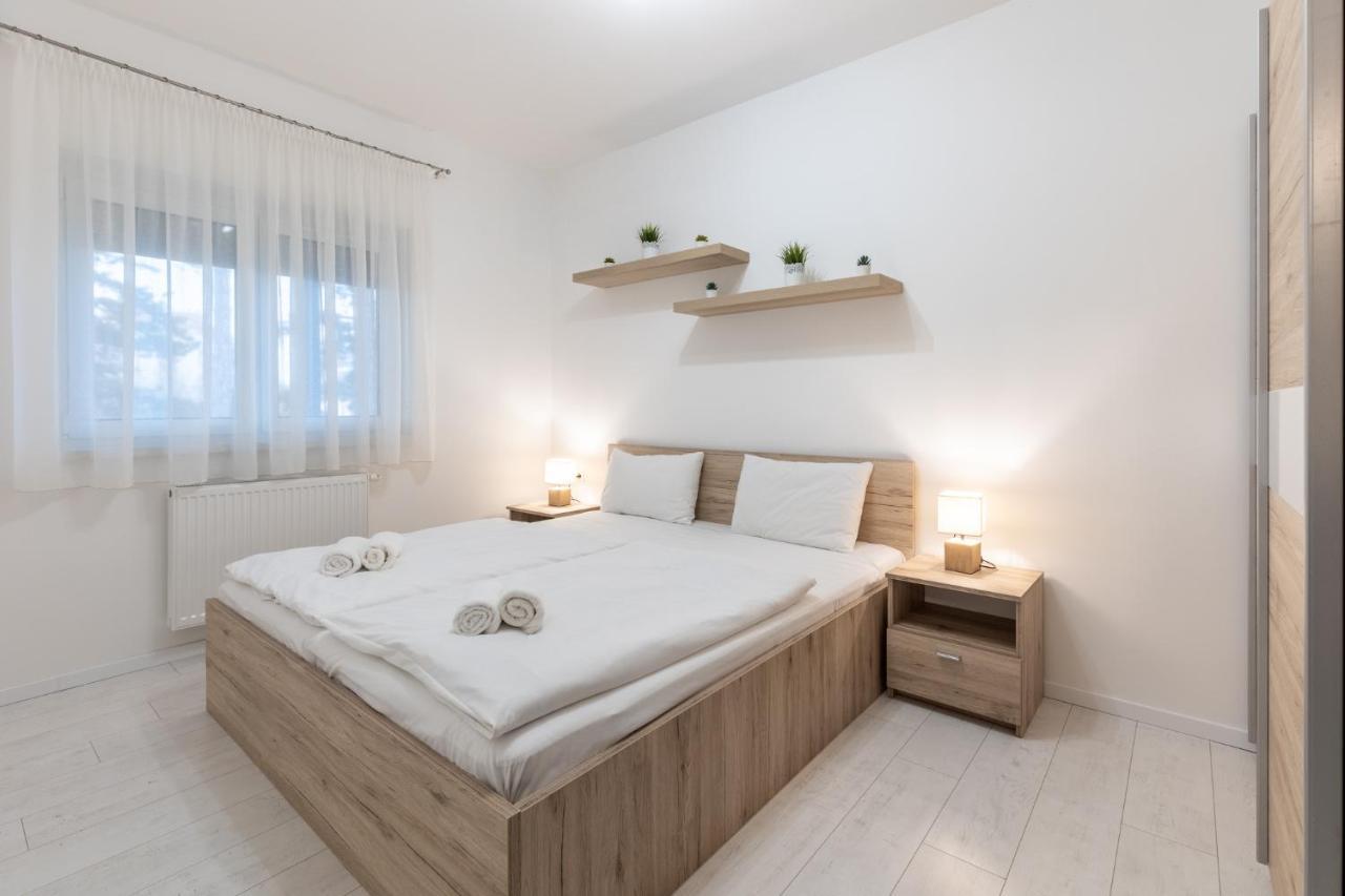 Leda Apartmanok By Bltn Σίοφοκ Εξωτερικό φωτογραφία